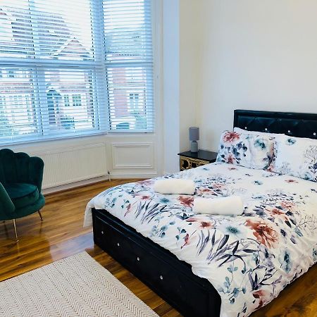 Newly Refurbished Two Bedrooms Flat St Leonards-on-Sea Exterior photo