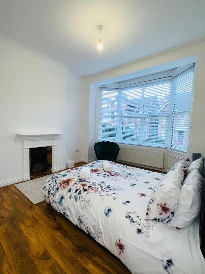 Newly Refurbished Two Bedrooms Flat St Leonards-on-Sea Exterior photo